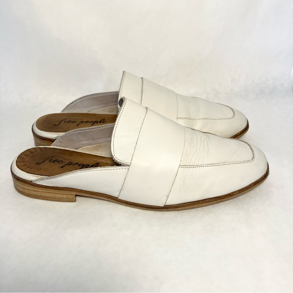 Free People White Leather At Ease Slip On Loafer Size 37 US 6.5‎